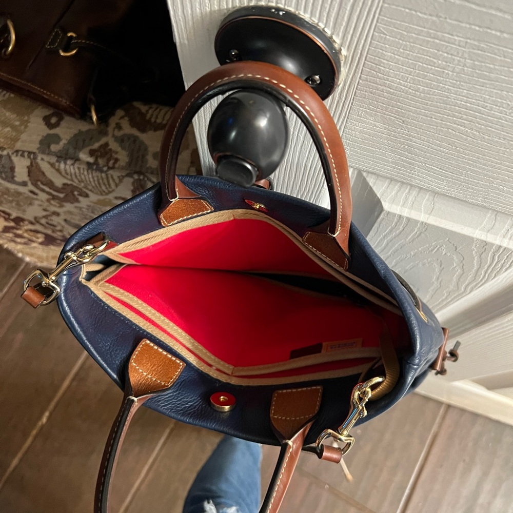 Dooney & Bourke Purse - Picture 3 of 3